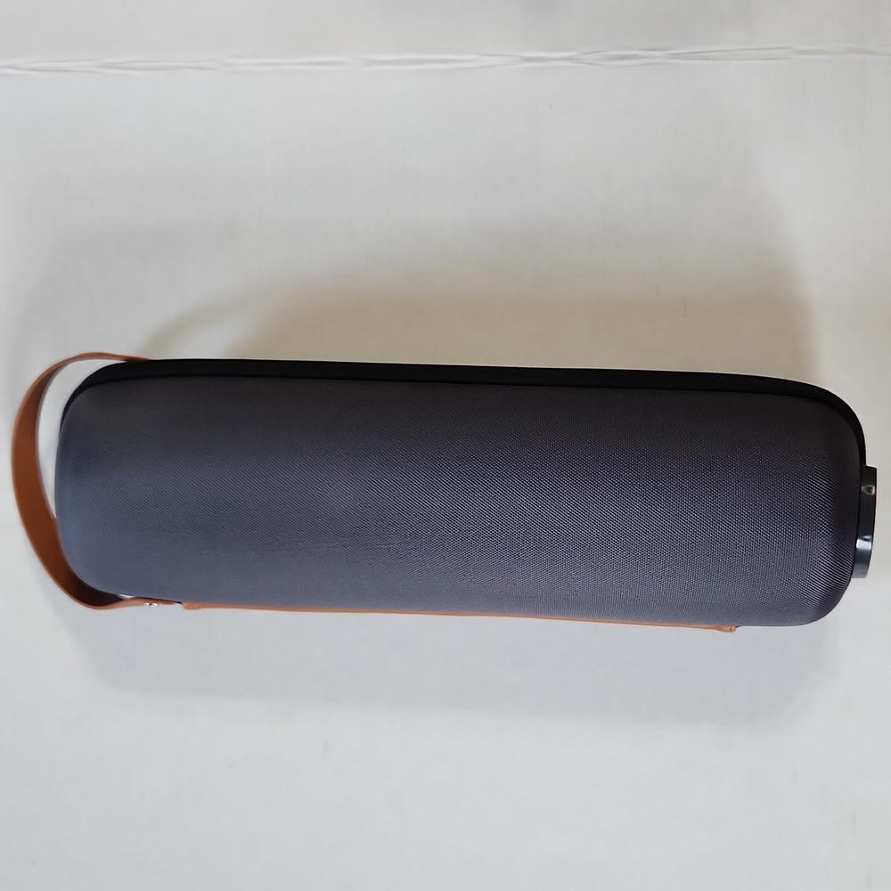 NWOT Gray Hard Case Insulated Wine Cooler